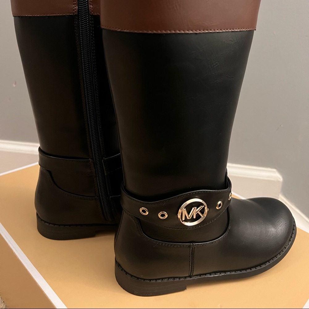 Michaels kors boots
